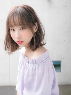 ルティア(Lutia) 似合わせカット クリーミーベージュ 外ハネ☆