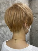 □ハイトーン＃ショートマッシュ＃ベージュ＃ハンサムショート