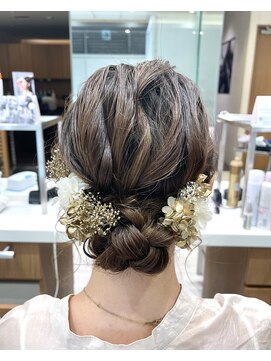 レナークソワン(LENAHC SOIN) シニヨン