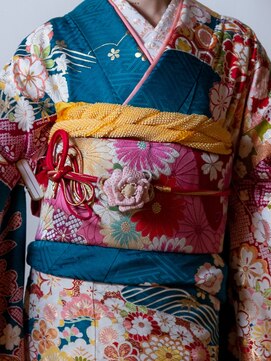 ミノル(MINORU) 成人式前撮り振袖着付けヘアメイク