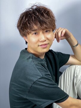 ヒロギンザプレミアムバーバースパ パレスホテル店(HIRO GINZA) ヒロ銀座/理容室/床屋/メンズカット/パーマ/メンズ特化