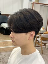 ファルベ(Farbe) ニュアンスパーマ/センターパート/ベリーショート/アッシュ