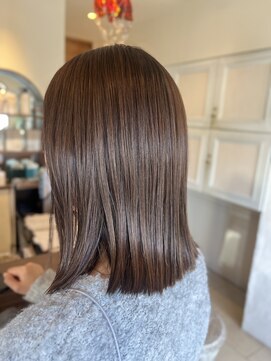 ヴィアンカ(Vianca) 美髪！くすみブラウン×ロブ