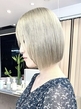 ロンドシエル 横浜(Lond ciel) ブリーチハイトーンホワイトグレージュダブルカラーボブ/横浜