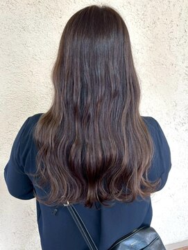 プリモ ココ 鍋島店(Primo coco.) アッシュブラウン ロングレイヤー 透明感カラー コテ巻き 30代