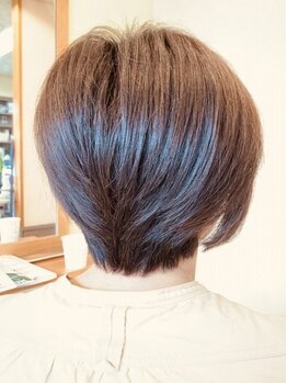 ピープスヘアー(peeps hair)の写真/カラーのダメージが気になる方へ。オーガニックの力で刺激少なく綺麗に染まる！【真駒内】
