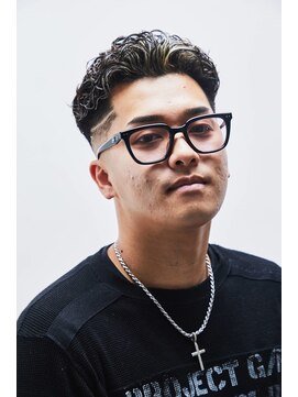 ザ フェイダーズ(The Faderz) スキンフェード高円寺バーバー床屋メンズカットメンズパーマ