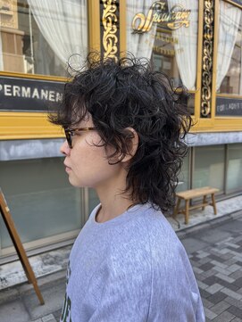 スピークイージー サルーン ビューティースミス(Speakeasy Saloon Beautysmith) パーマスタイル