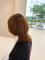 ビーアップヘアー(be:up hair)&nbsp;ハイトーンブラウンのくびれミディウルフ