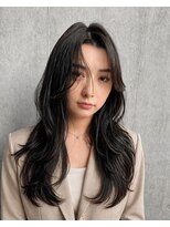 アムリタ(AMRITA) 大人クールなレイヤースタイル