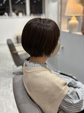 ナンバーフォーナチュラル 戸祭(NO4 natural) 170. 丸みショートボブ/ダークブラウン/顔周り/艶感