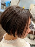 ショートボブ