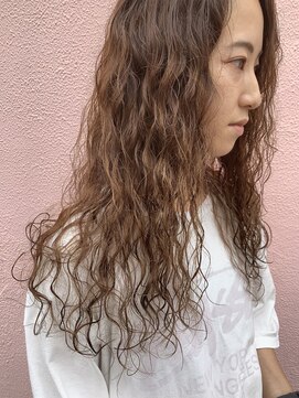 バズ(BUZZ) お客様style★ロング×スパイラルパーマ★鈴木千裕