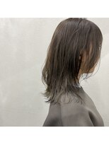 エヌ(N)&nbsp;レイヤーウルフ × オリーブグレージュカラー