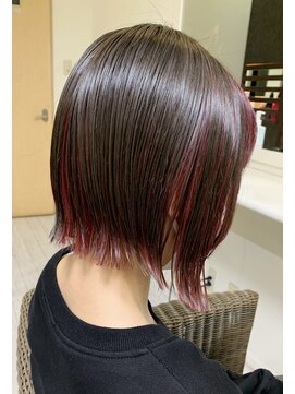 ヘアメイク マルナ 本店(HAIR MAKE MALUNA) 【MALUNA ペコ】切りっぱなしボブ×透けるインナーカラー