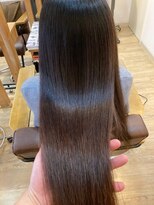 グランバイ アトリエドングリ(Grand × AtlierDonguri) お客様髪質改善データ972(酸性縮毛矯正)