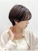 大人ショート丸みひし形コンパクト前髪長め丸顔面長K20240204
