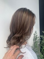 ルーチェロッソ(Luce Rosso) シャドウルーツ×ハイライト