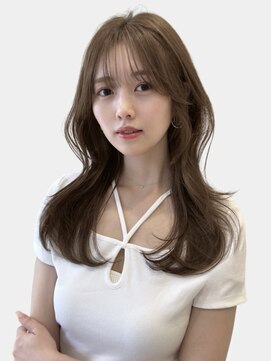 ユーフォリア 渋谷グランデ(Euphoria SHIBUYA GRANDE) くびれヘア  ベージュカラー レイヤーカット シースルーバング