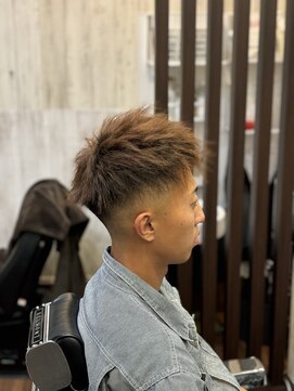 ライズヘアー(RISE HAIR) スキンフェード＋ツイストパーマ