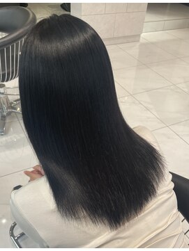 フォルテ ティアラ 横浜店(FORTE TIARA) 透けるほのかなブルーブラック