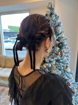 ルーブル(Louvre)&nbsp;【Louvre】ツインリボンアレンジ/アップスタイル/ヘアアレンジ