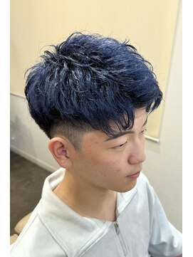 サロンドクオリア(Salon de Qualia) ネイビーブルー/ブリーチカラー/ケアブリーチ