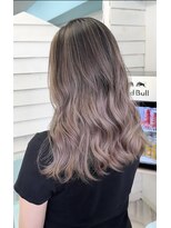 ウル(ulu)&nbsp;バレイヤージュ　ケアブリーチ　ベージュ　グレージュ　ブラウン