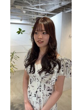 フォト 新宿(foto) 【foto 新宿】マロンブラウン/ふわふわレイヤー／顔まわり