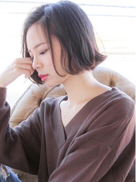 リリアン 青山(relian) ショートボブ