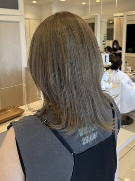 アッシュ 長津田店(Ash) 外ハネ