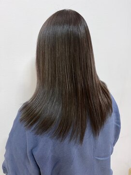 ここだけの技術が魅力！ミネラルが内側まで浸透する縮毛矯正