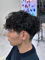 ワンズ リー 上大岡店(One's ly) フェザーパーマ/サーフカール/波巻きツイストスパイラル