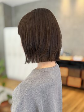 梅田/レイヤー/ボブ/暗めカラー/グレージュ/ニュアンスカラー 