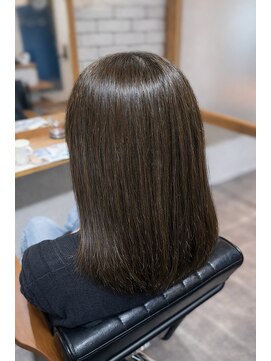 イチパーセント 横浜(1%) 着物ヘア/ダークアッシュ/ミディアムレイヤーカット/横浜