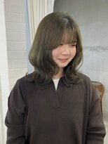 コミレ(COMILE) オリーブカラー/レイヤーカット/矢場町/大須/上前津/縮毛矯正