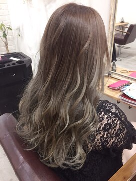 アンベリール 大名(Embellir) 傷まないRアールブリーチ+外国人風カラー