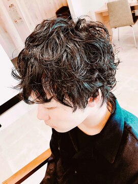 カルム ヘアー エコル(Calm hair ekolu) メンズウルフパーマ