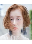Aimee 前下がりウェーブボブ×オレンジベージュ