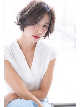 ウニコ(unico) 『unico. 沼舘』こなれ感◎ニュアンスショートボブ