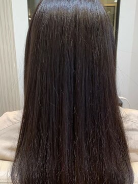 ラピッシュ 南三番町店(Lapish) 〈ラピッシュ南三番町〉黒髪 ストレート 前髪カット 美髪