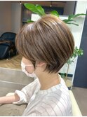 大人美人クビレショート