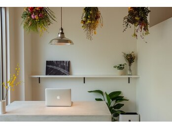 ILUM hairsalon【イルムヘアサロン】