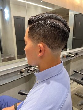 エフエム 明大前(FM) バーバー　刈り上げショート/ツーブロック/フェードカット