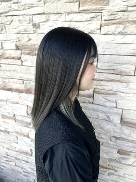 レナークアリア(LENAHC ARIA) 暗髪カラー