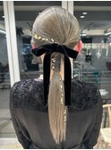 ヘアセットアレンジロングポニーテールタイト金箔成人式前撮り