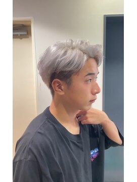 アウラ(AURA) シルバーホワイトカラー、シルバーカラー、ブリーチ