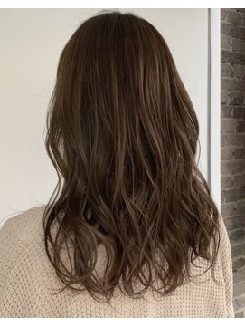 ルシードスタイル プルス(PLUS) くすみベージュカラー