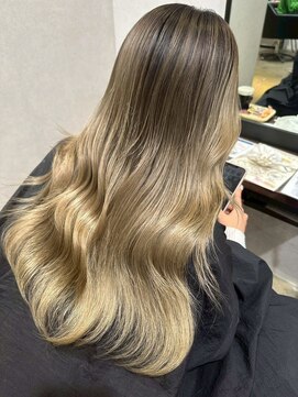 メリー オオサカ(Merly Osaka) 海外balayage