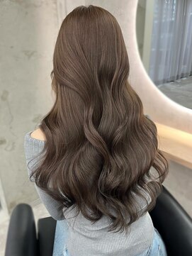 ティント 梅田(tint) 【Yui】艶髪/ヘーゼルグレージュ(大阪梅田)